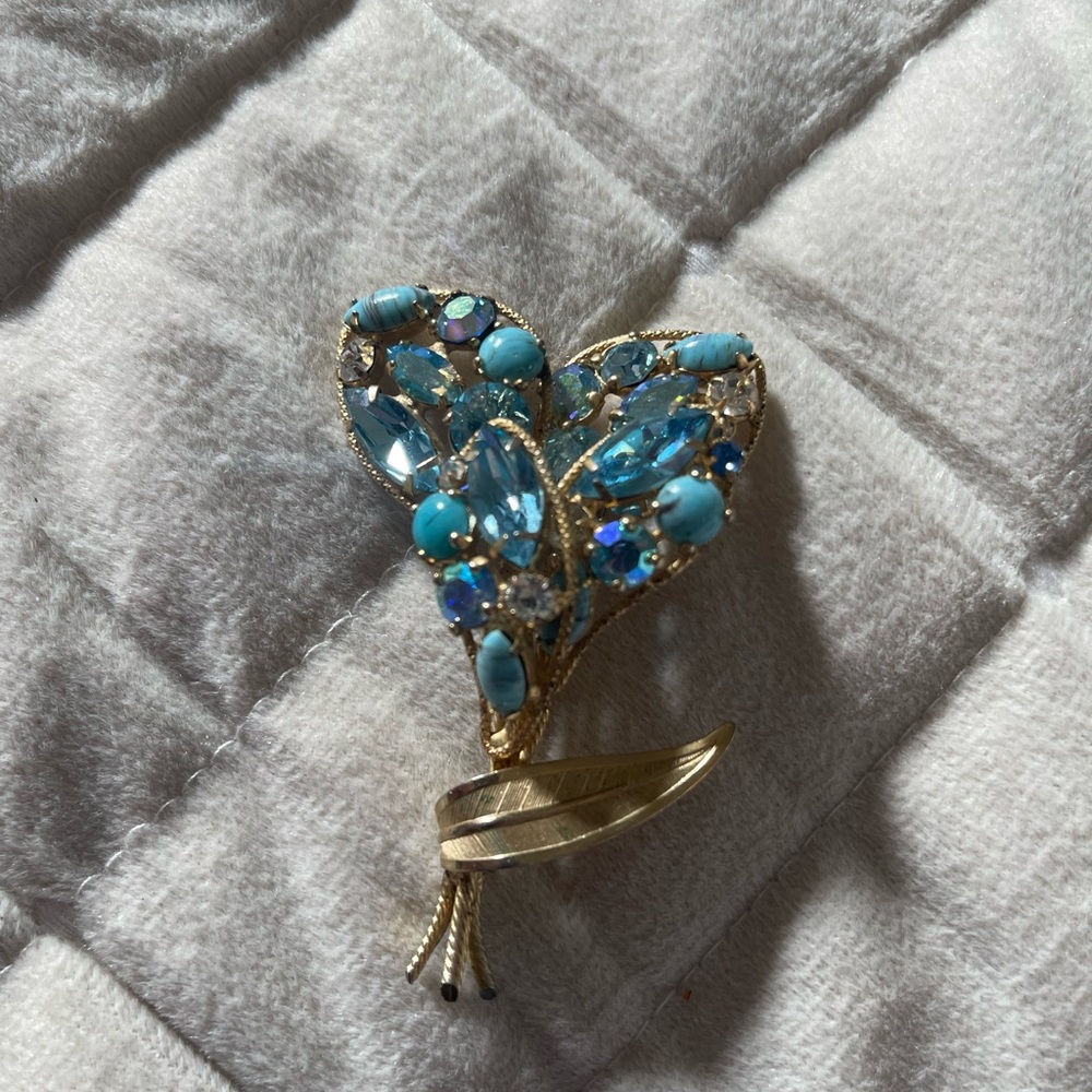 Elegant Gold and Blue Floral Brooch